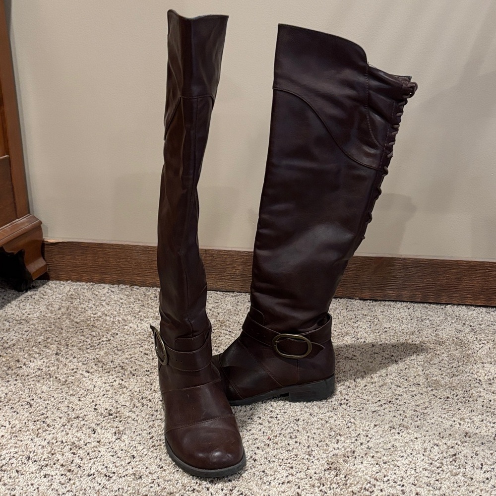 Elegant Brown Knee-High Boots